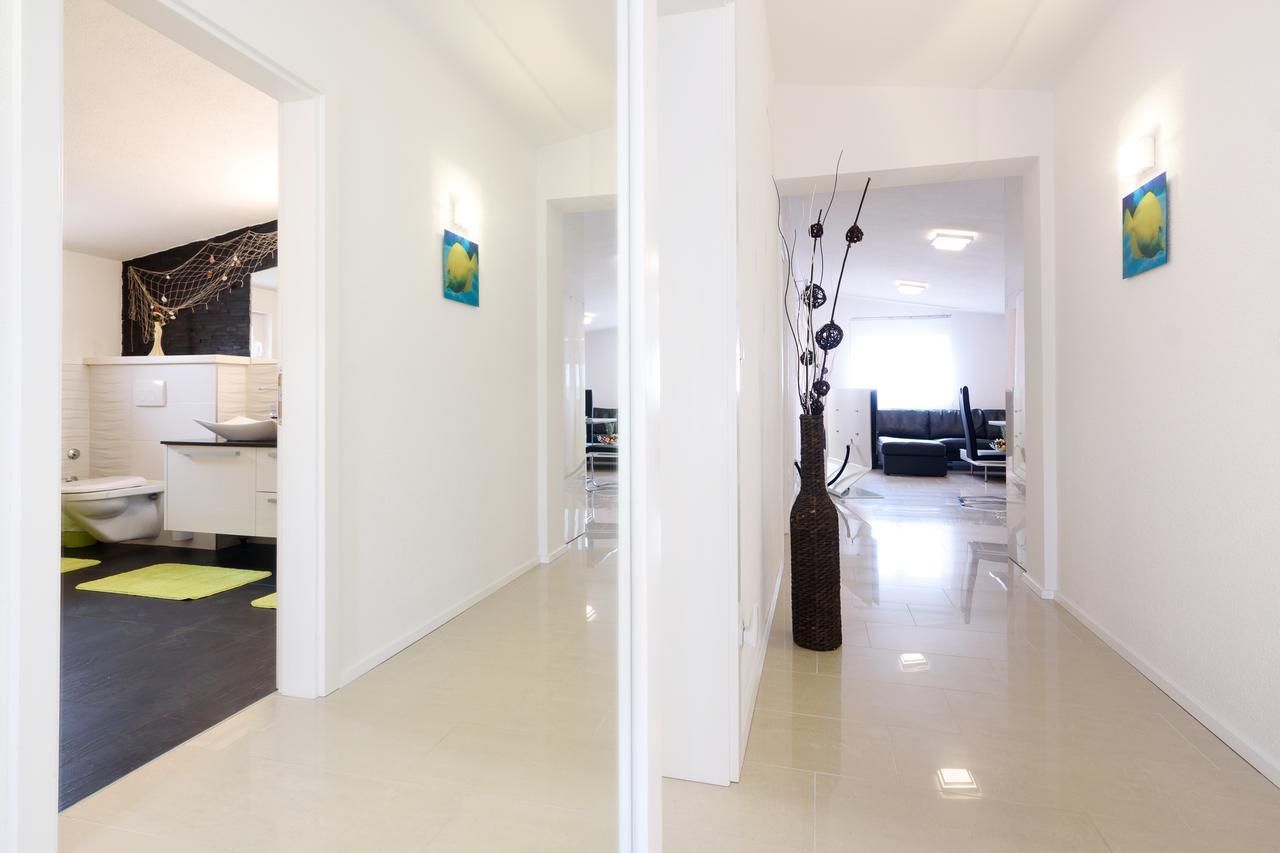 Studio Apartment Maslina Gornji Karin Bagian luar foto